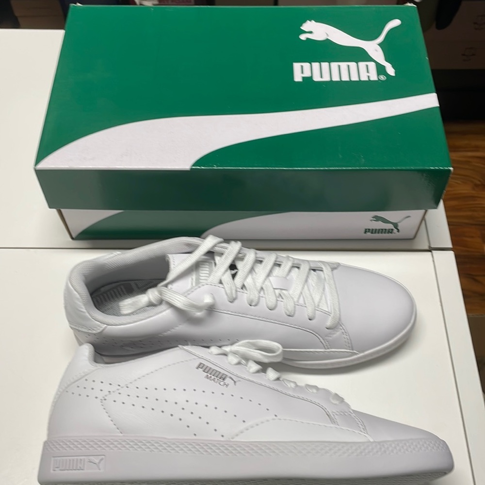 Women’s Puma match sneakers